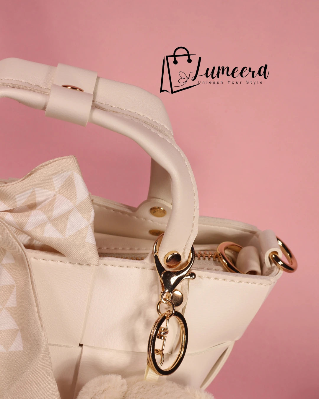 SnowBelle Hand Bag (white)