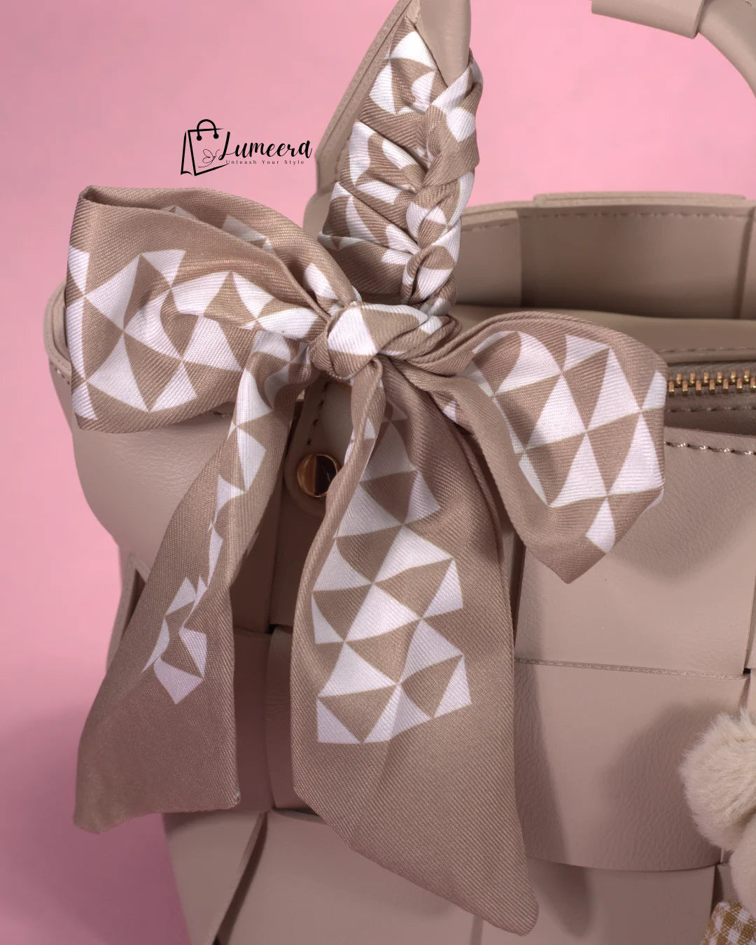 Snuggle Puff Hand Bag