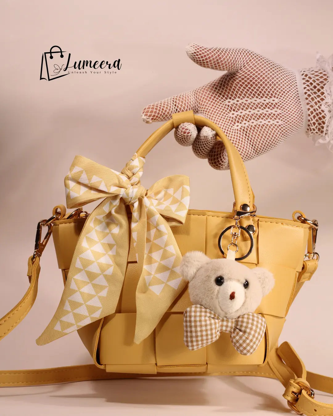 Snuggle Puff Hand Bag