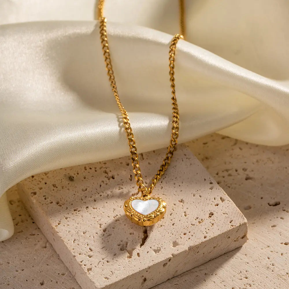 Vintage Luminous Heart Necklace