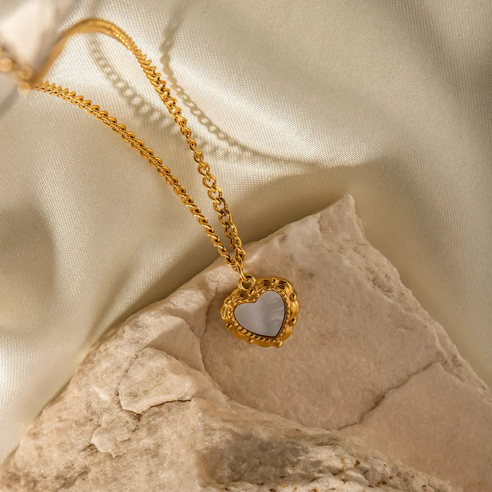 Vintage Luminous Heart Necklace