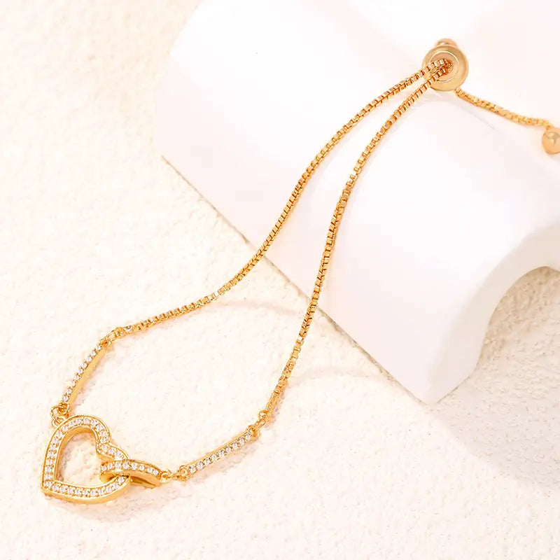Golden Heartlink Bracelet