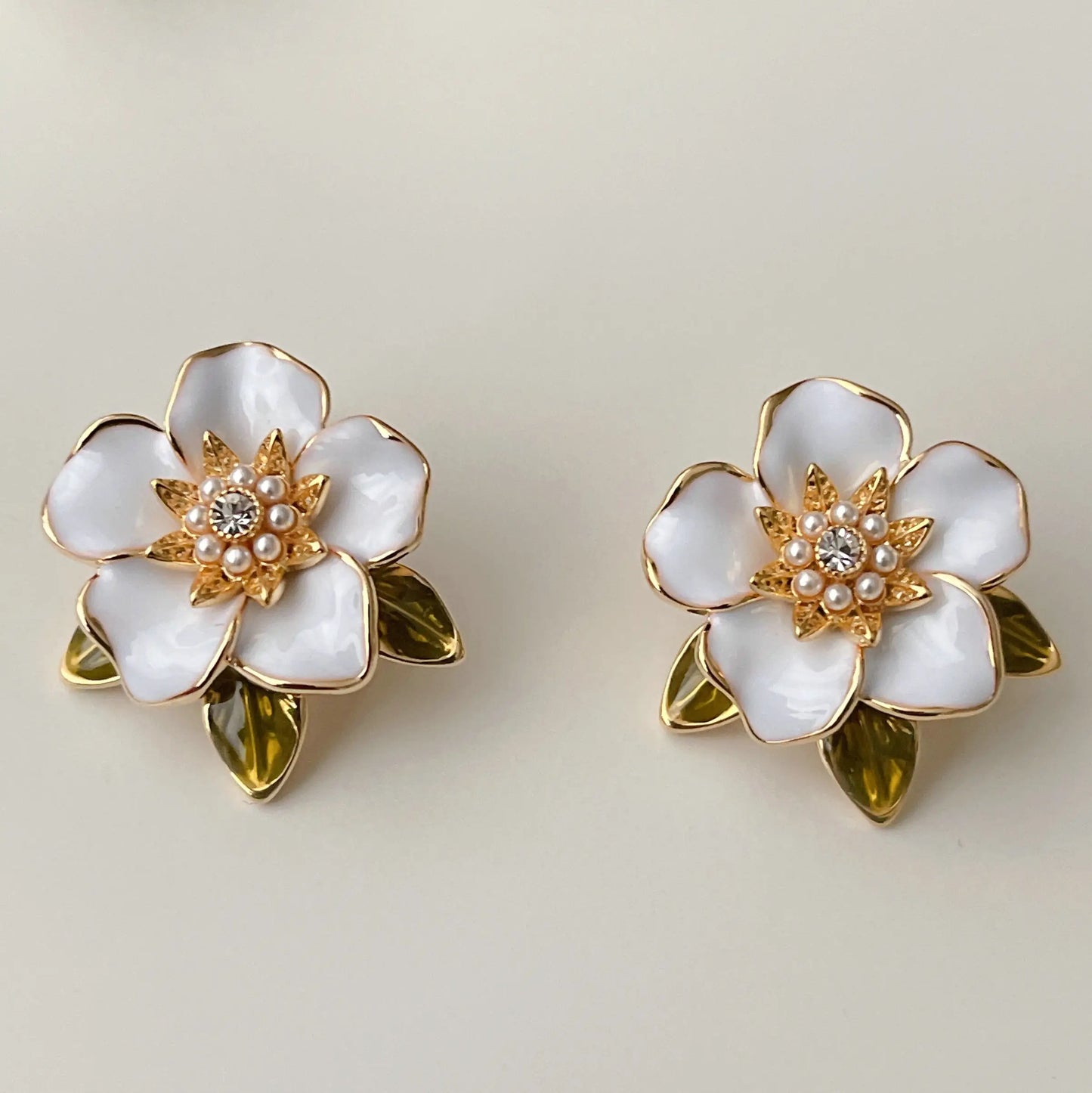 Blossoming radiance Earrings