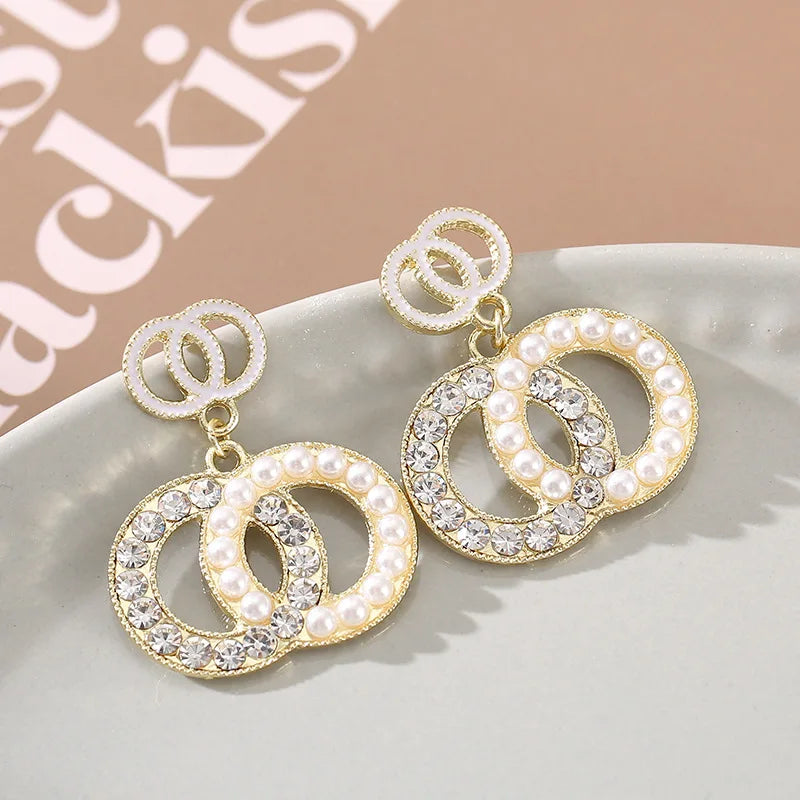Pearl Infinity Elegance earrings
