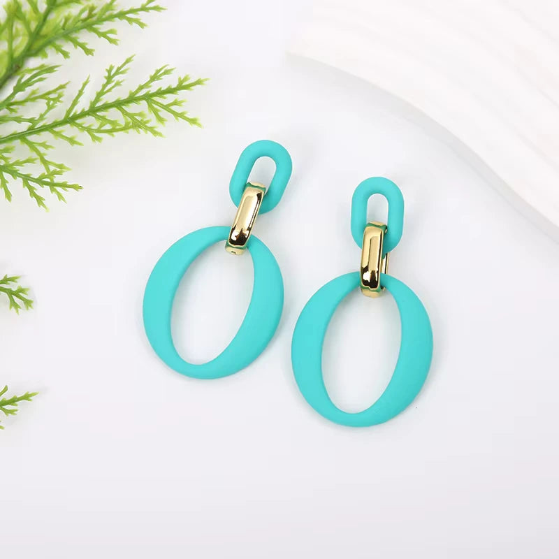 Chic Link Earrings