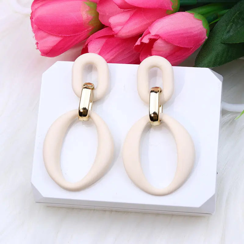 Chic Link Earrings