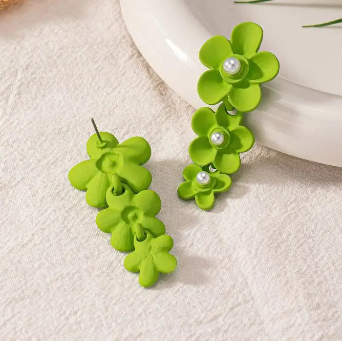 Leafy Glow Earrings