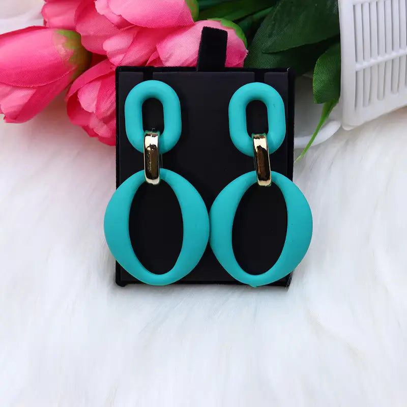 Chic Link Earrings
