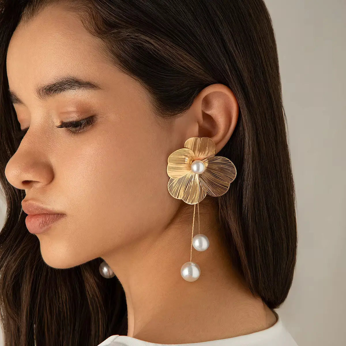 Silver Petal Pearl Earrings