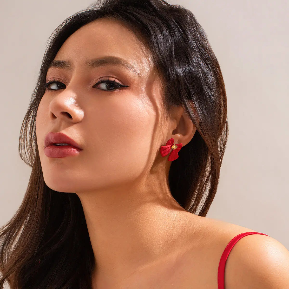 Chic Noir Knots earrings