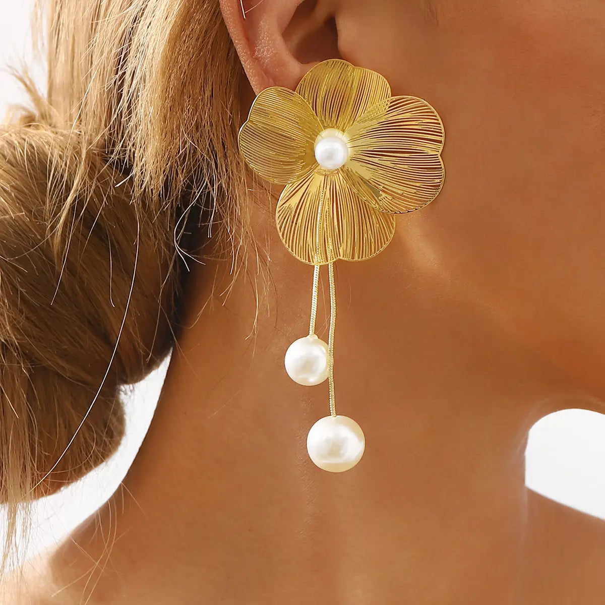 Silver Petal Pearl Earrings