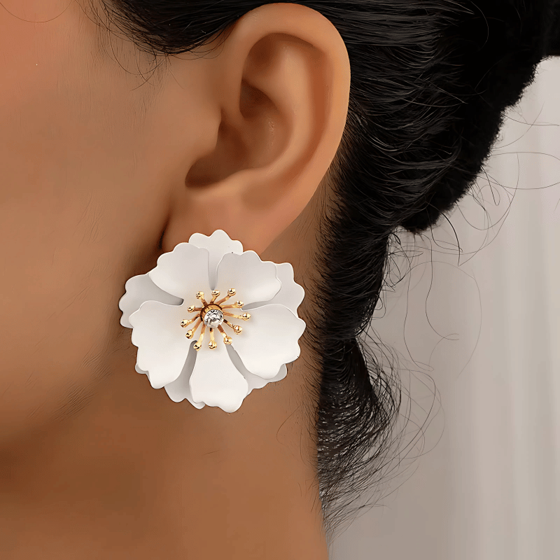 Honeydew Bloom Earrings