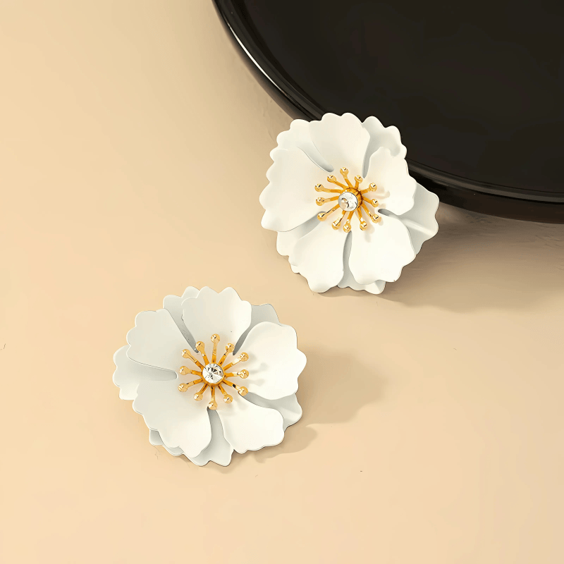 Honeydew Bloom Earrings
