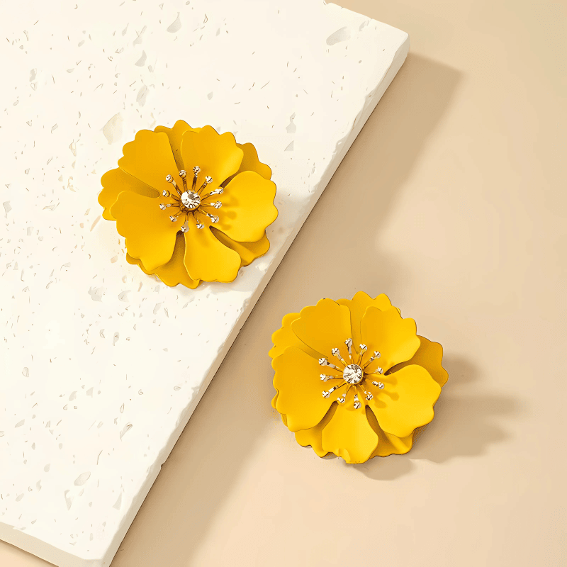 Honeydew Bloom Earrings