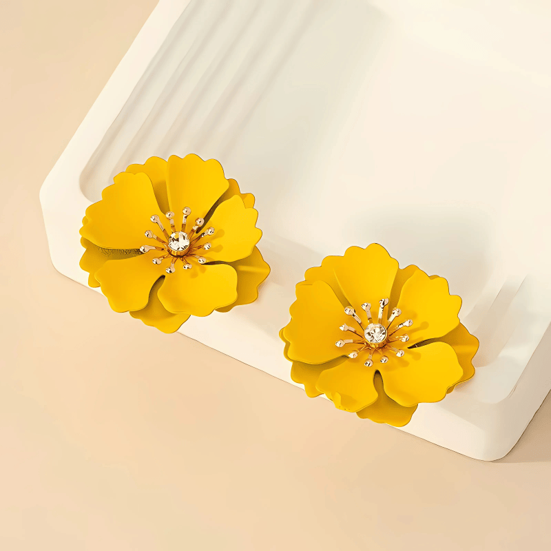 Honeydew Bloom Earrings