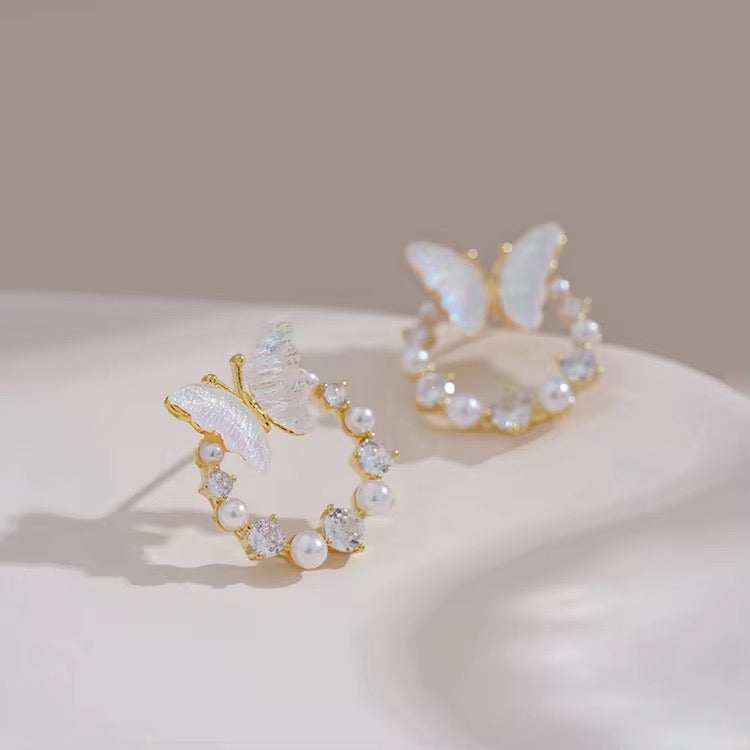 Luna Flutter Earrings