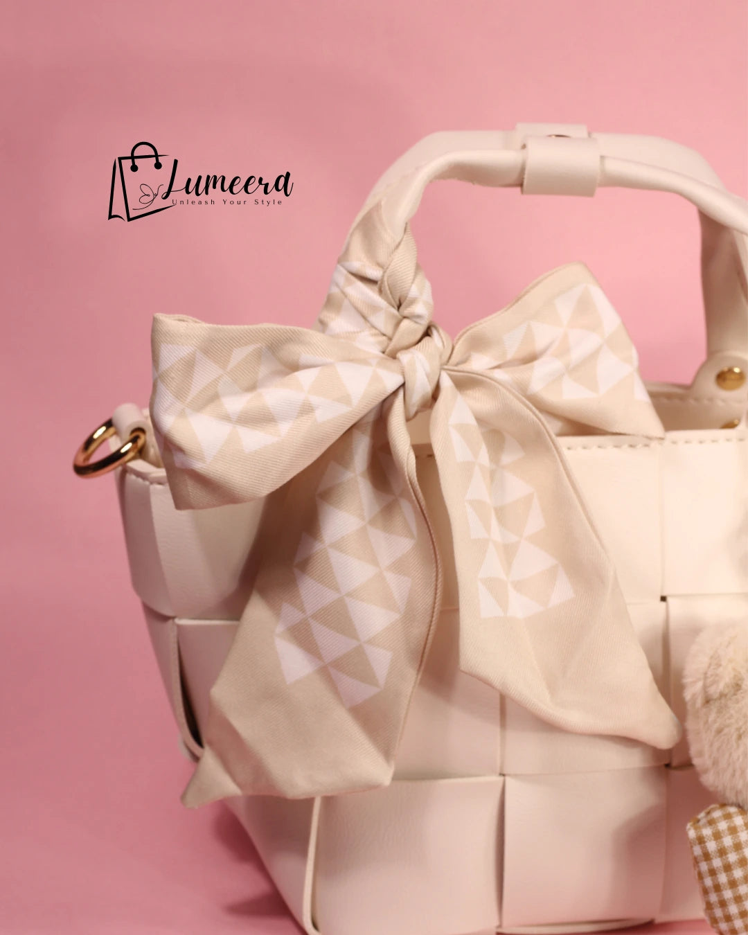 SnowBelle Hand Bag (white)