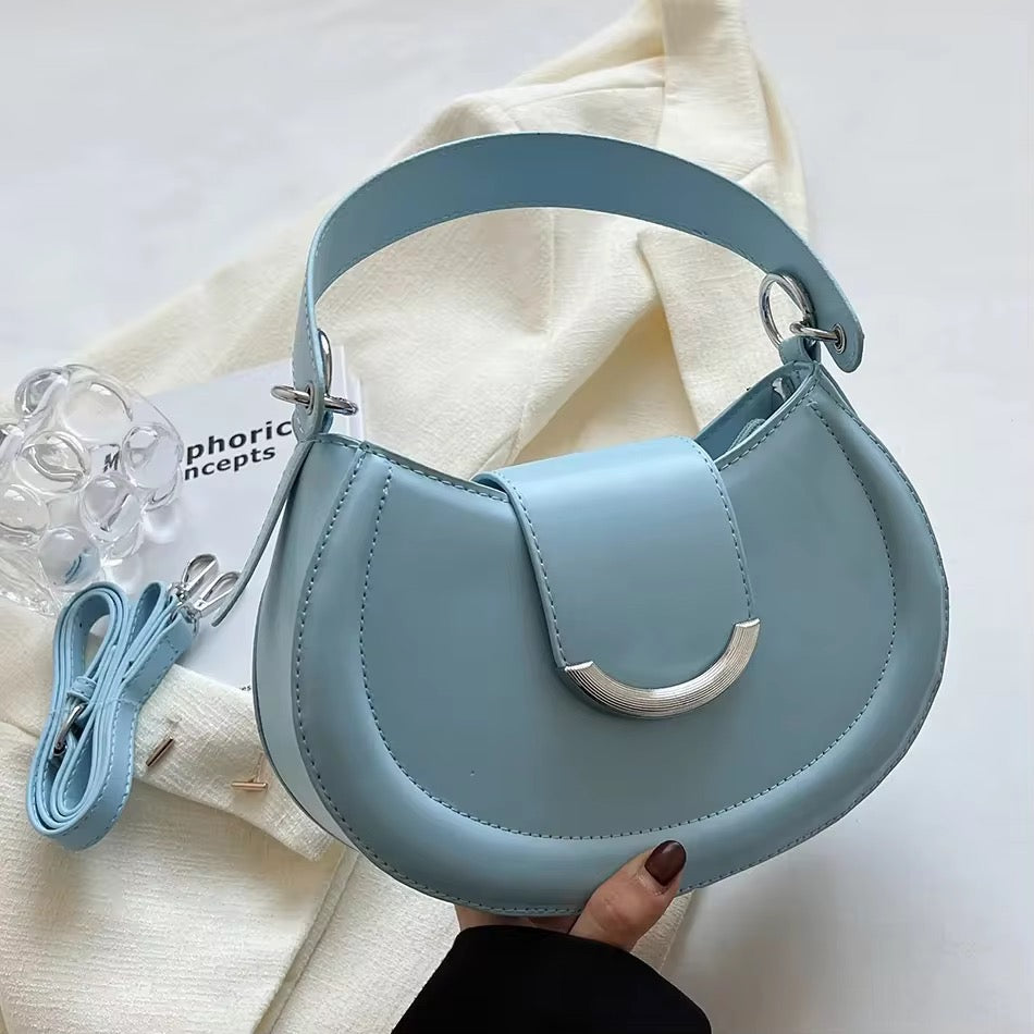 Rosé Curve Hand Bag