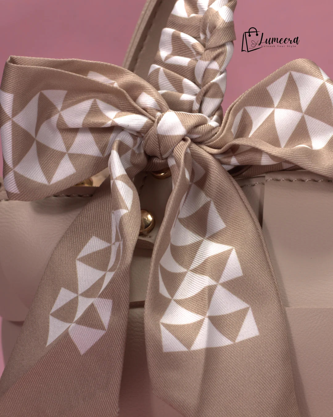 Snuggle Puff Hand Bag