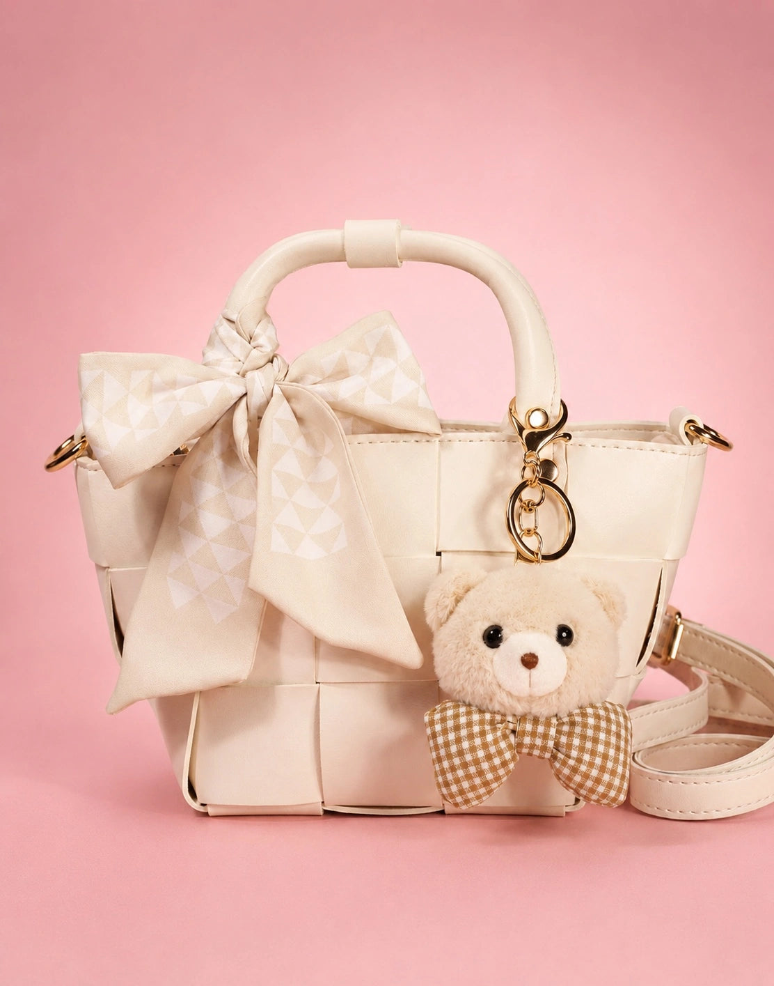 Snuggle Puff Hand Bag