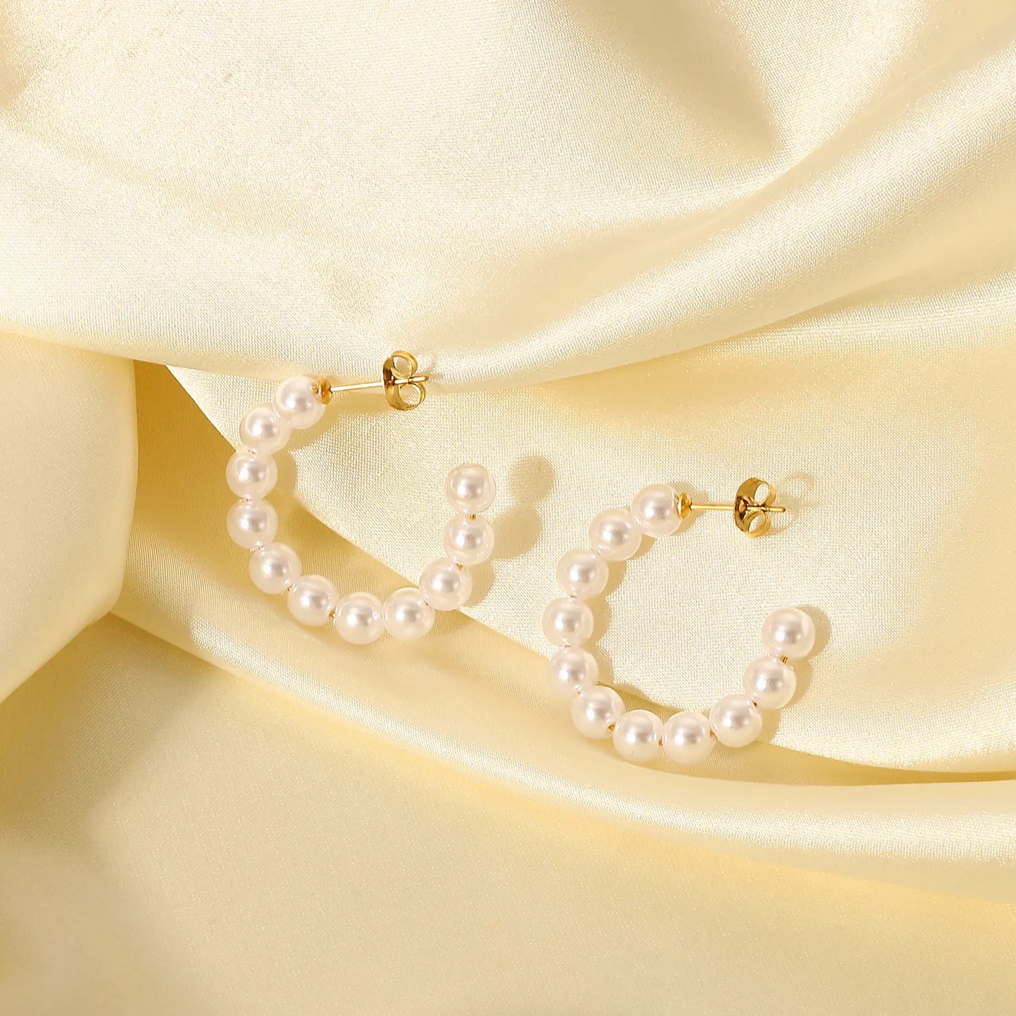 Pearl C-Shaped Hoops Earrings