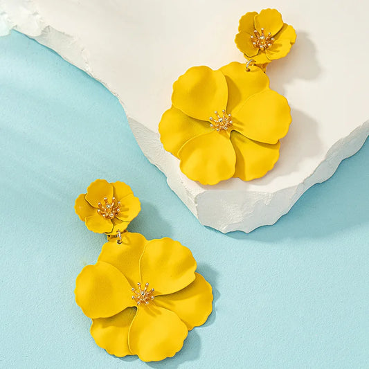 Sunshine Petal Dazzle ( Clip Earring )