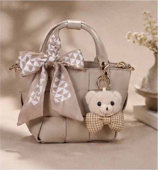 Snuggle Puff Hand Bag
