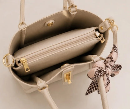 Aurelia Clasp