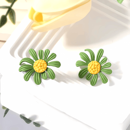 Forest Cheer Stud Earrings
